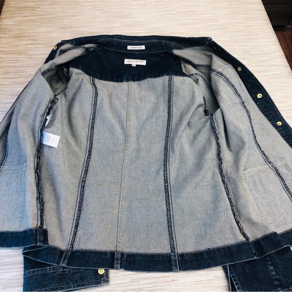 HP! Jones New York Denim Trucker Jacket - Picture 11 of 16